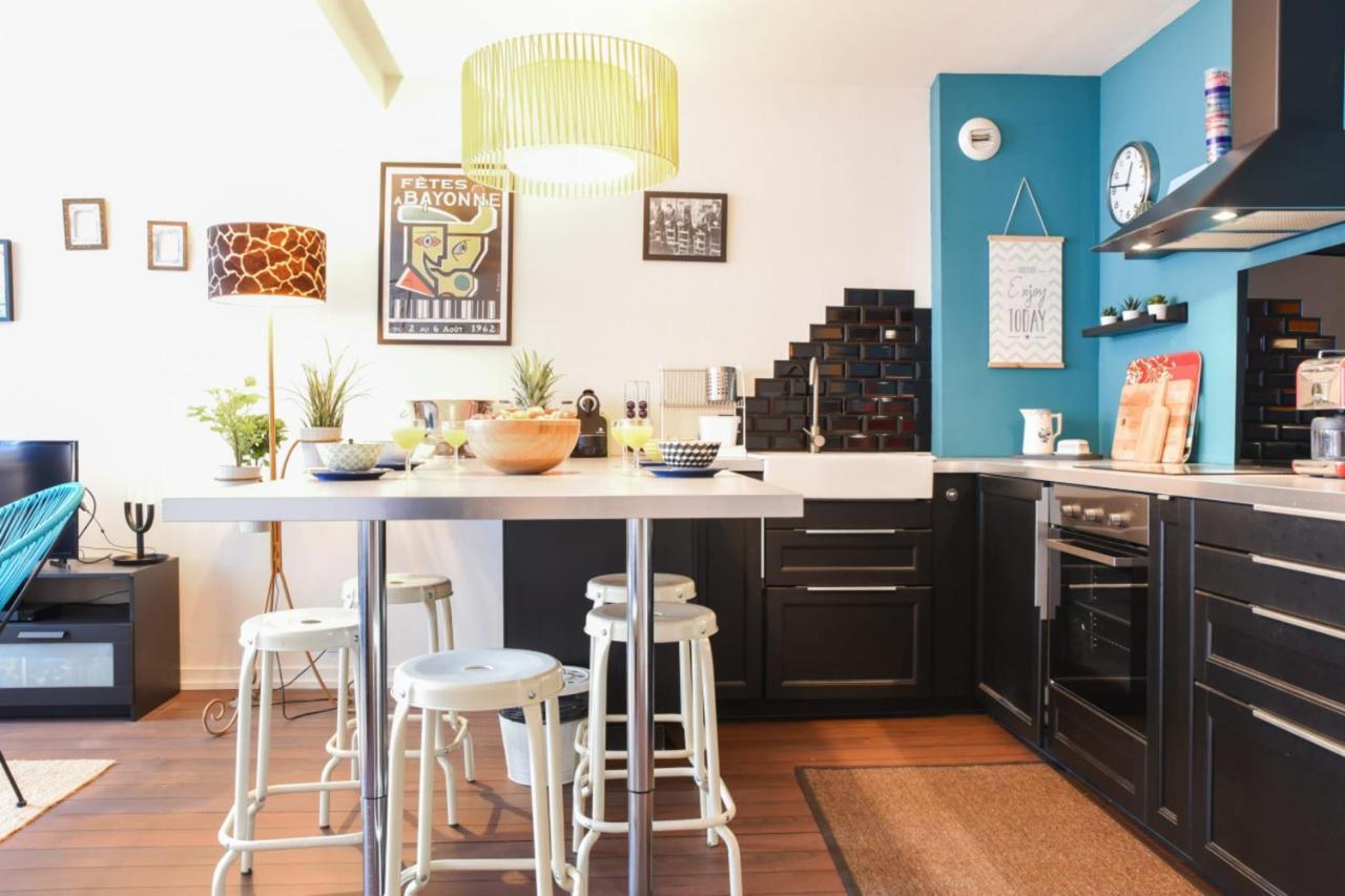 Apartament Charming Flat In A Calm Street At The Historic Heart Of Bayonne - Welkeys Zewnętrze zdjęcie